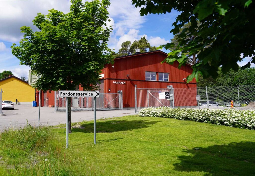Husaren, fordonsservice